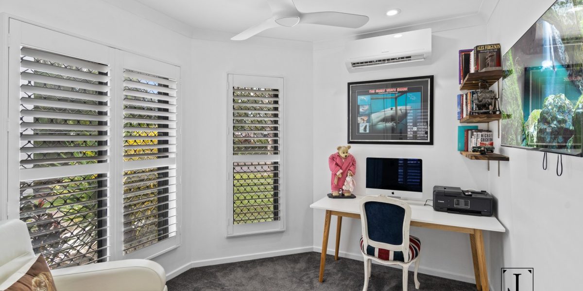 1 Como Close, Kewarra Beach, QLD 4879 AUS