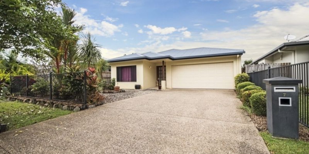 7 Roderick Street, Bentley Park, QLD 4869 AUS