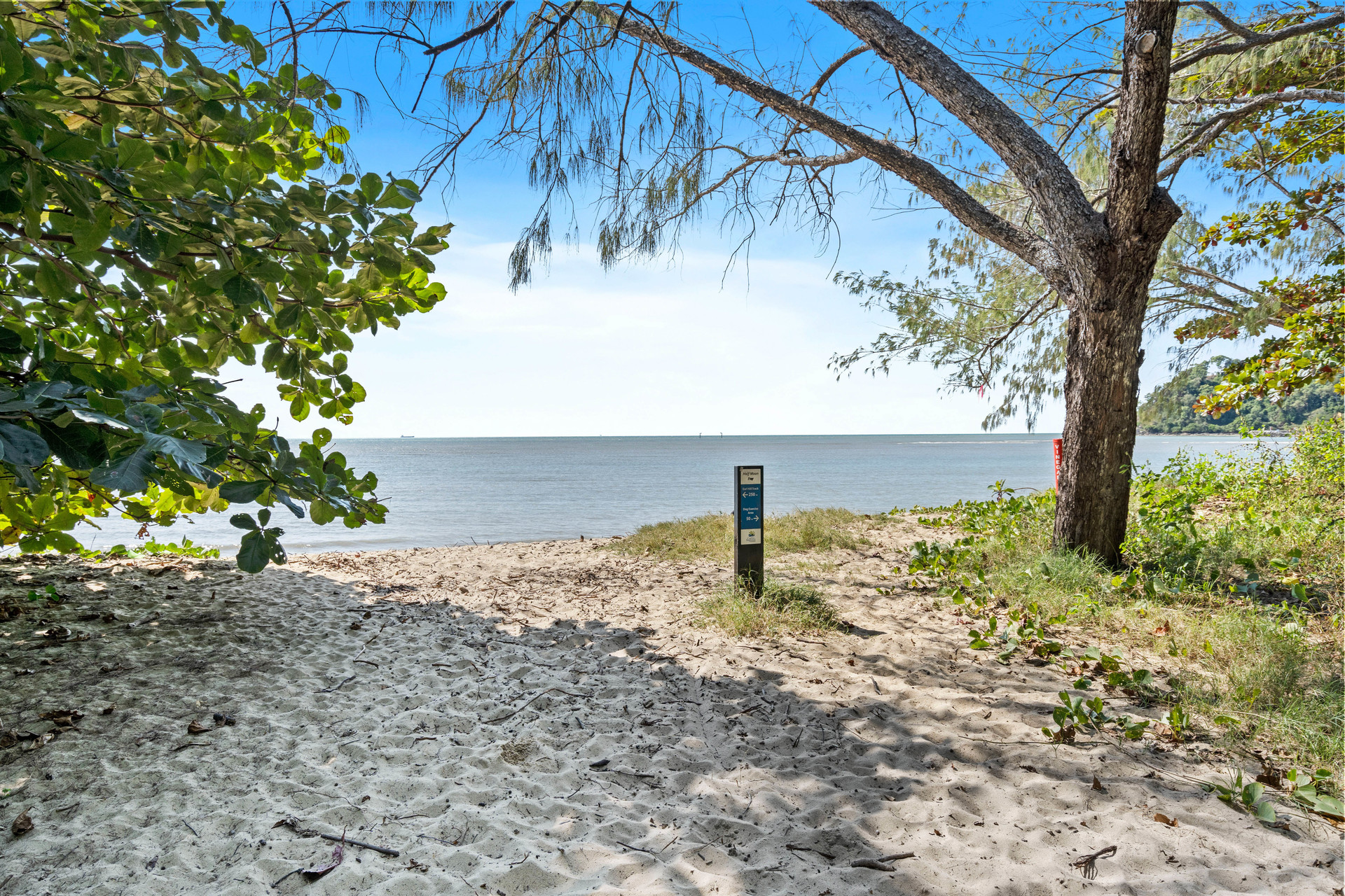 14 Beachfront Avenue, Trinity Beach, QLD 4879 AUS