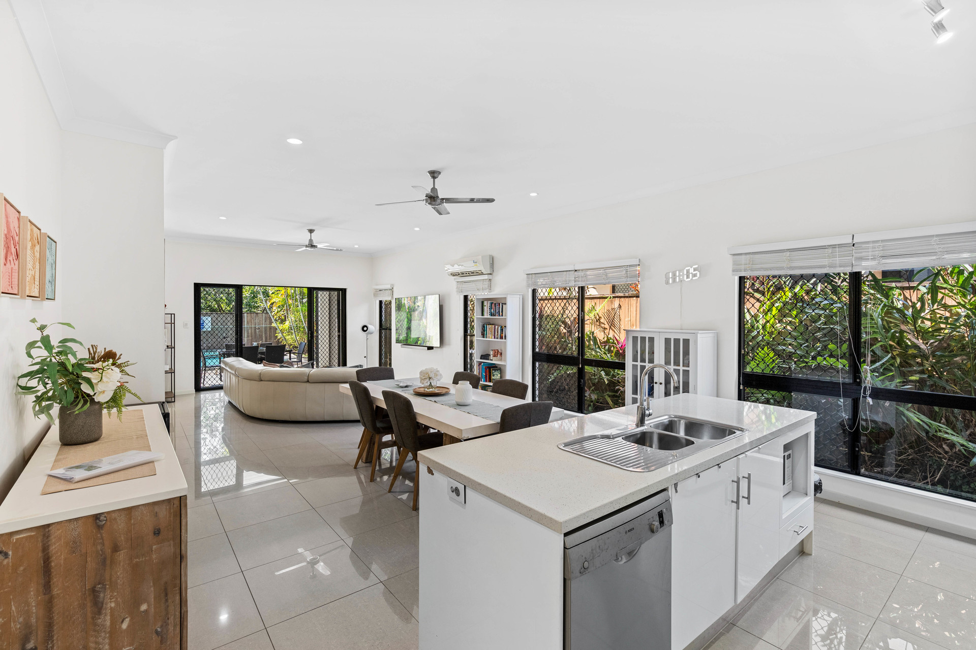 14 Beachfront Avenue, Trinity Beach, QLD 4879 AUS
