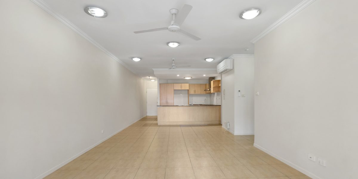 2/16-18 Smith Street, Cairns North, QLD 4870 AUS