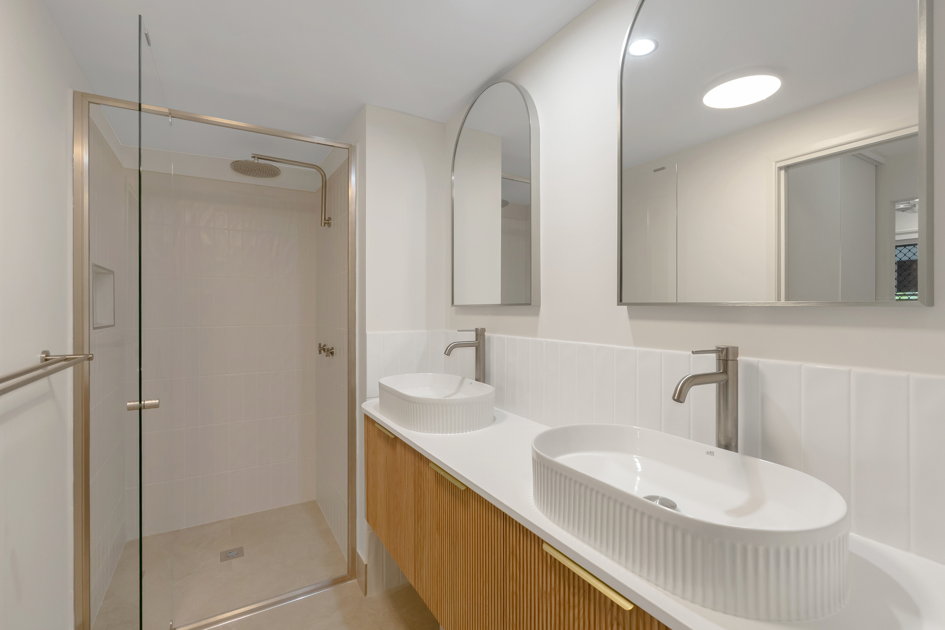 2/16-18 Smith Street, Cairns North, QLD 4870 AUS
