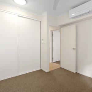 2/16-18 Smith Street, Cairns North, QLD 4870 AUS