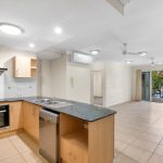2/16-18 Smith Street, Cairns North, QLD 4870 AUS
