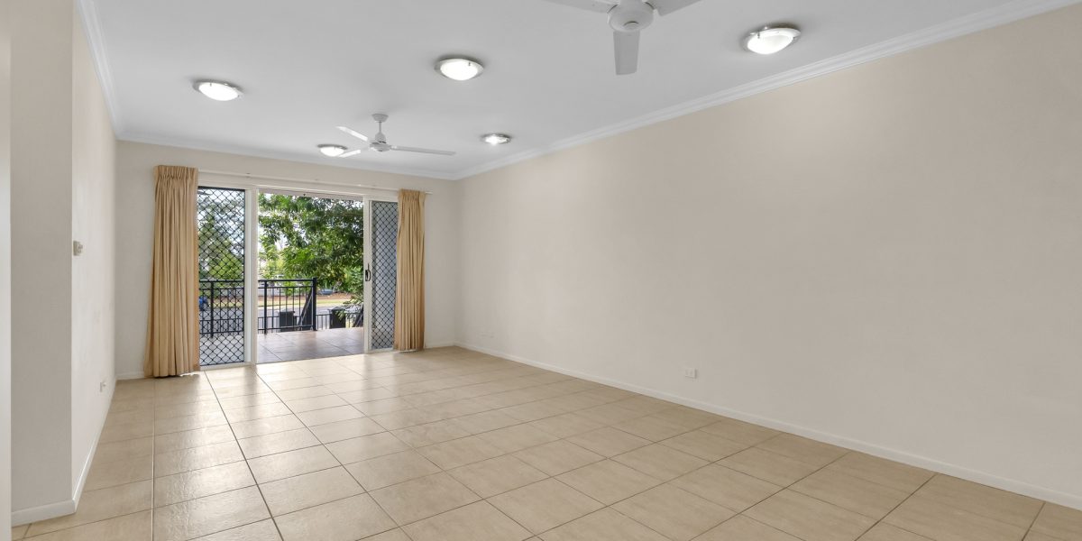 2/16-18 Smith Street, Cairns North, QLD 4870 AUS
