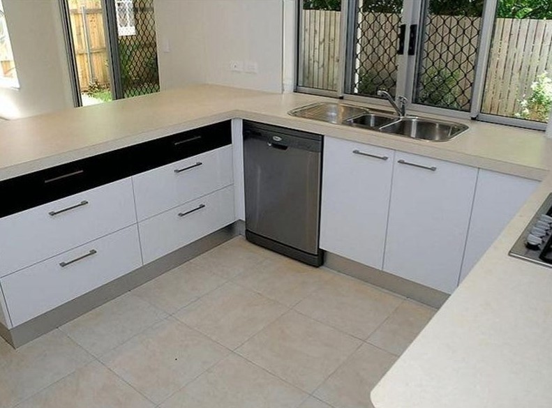 2/29 Cairns Street, Cairns North, QLD 4870 AUS