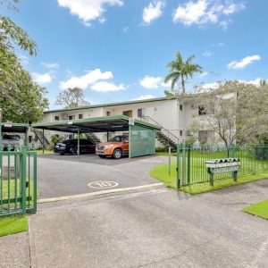 12/9 Vivian Close, Westcourt, QLD 4870 AUS