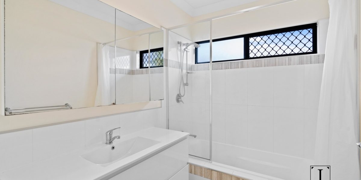 1 Seton Street, Trinity Park, QLD 4879 AUS