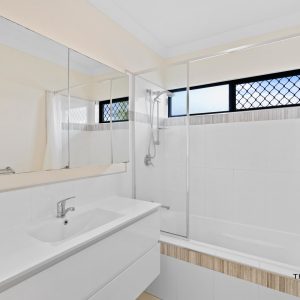 1 Seton Street, Trinity Park, QLD 4879 AUS