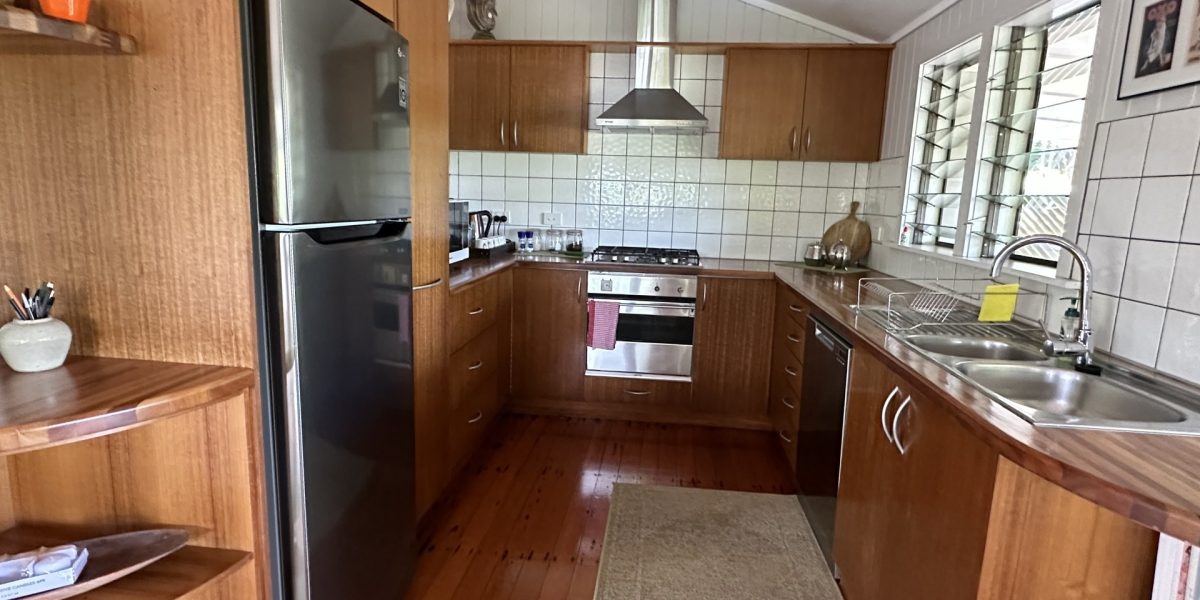5 Forest Avenue, Edge Hill, QLD 4870 AUS