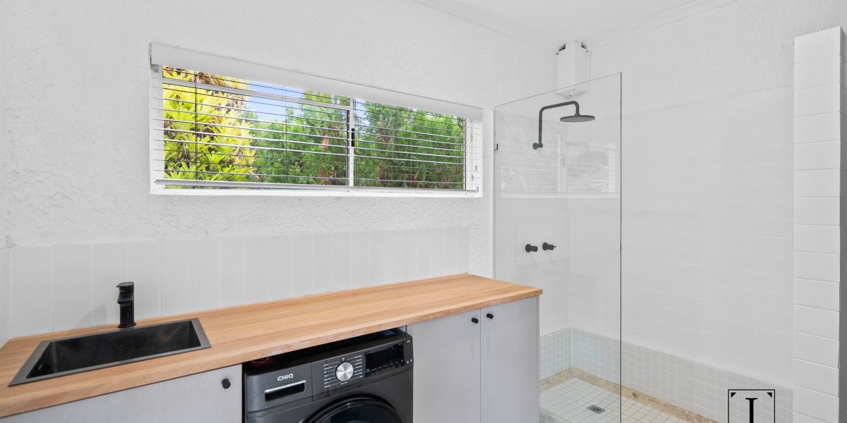9-11 Wakunai Close, Trinity Beach, QLD 4879 AUS