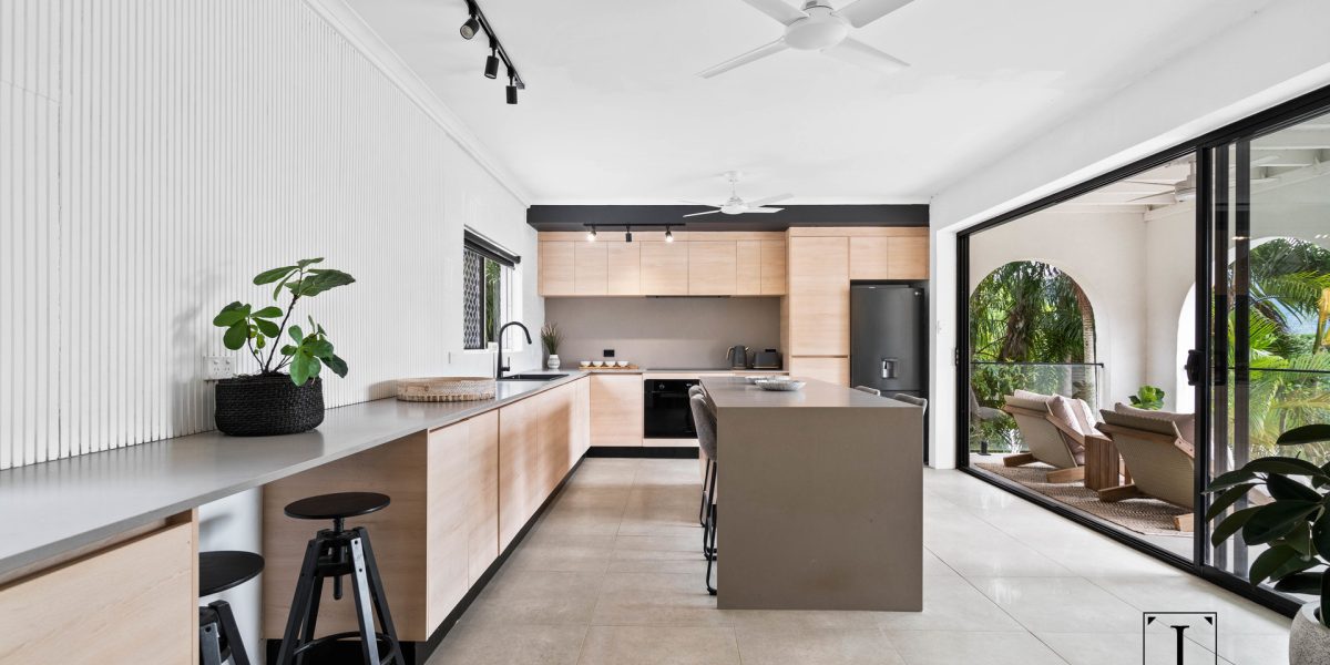 9-11 Wakunai Close, Trinity Beach, QLD 4879 AUS