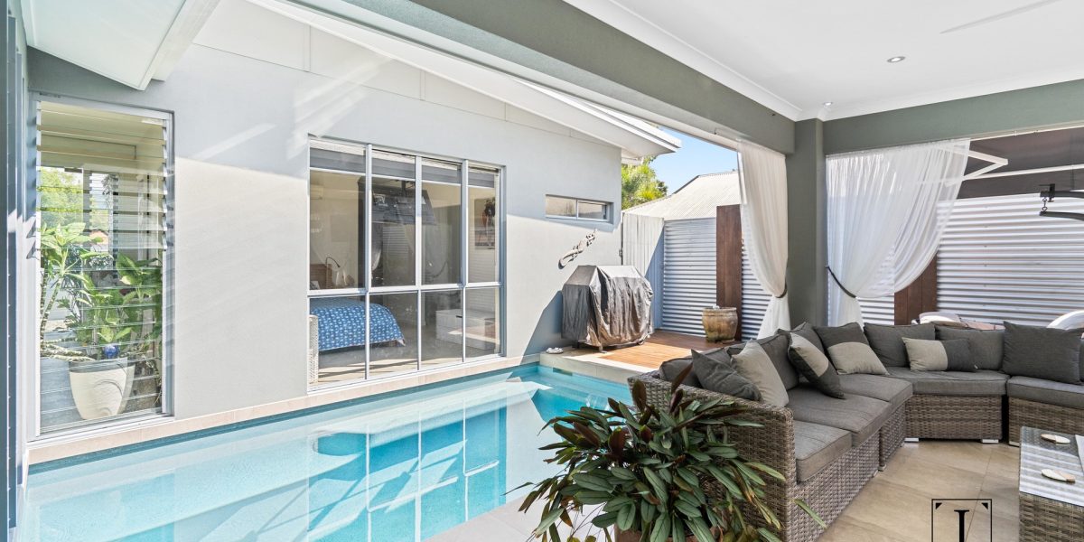 28 Lagoon Drive, Trinity Beach, QLD 4879 AUS