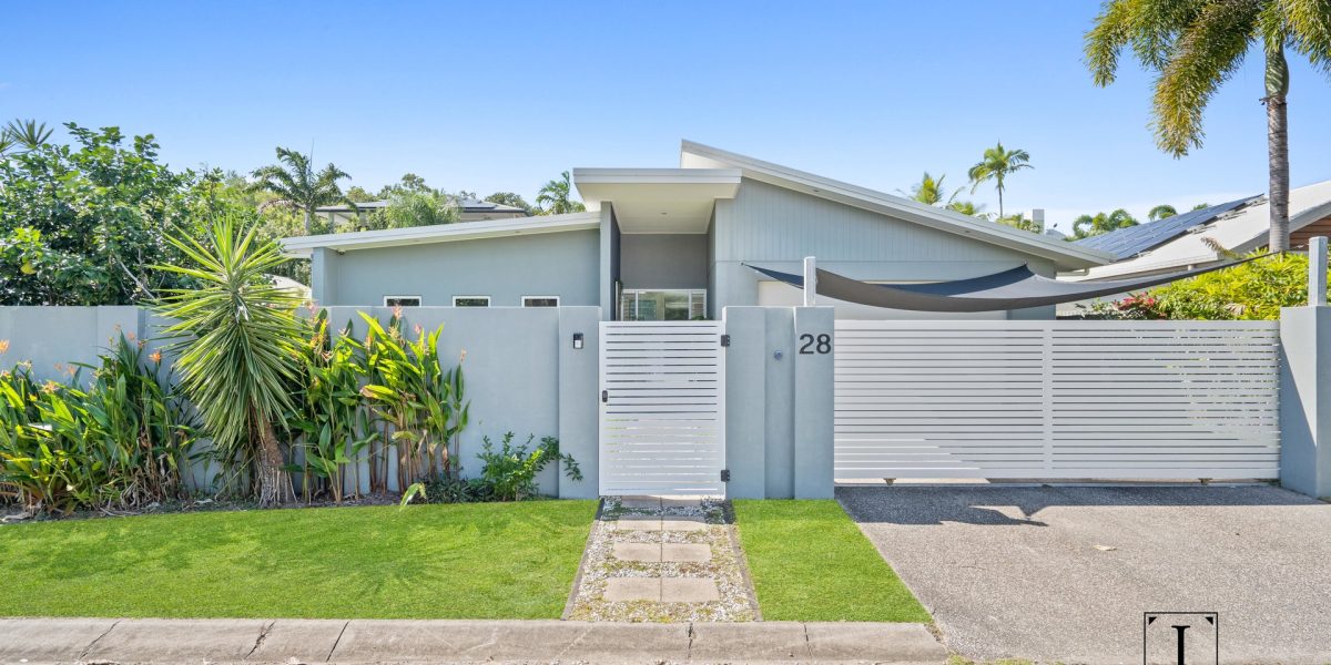 28 Lagoon Drive, Trinity Beach, QLD 4879 AUS