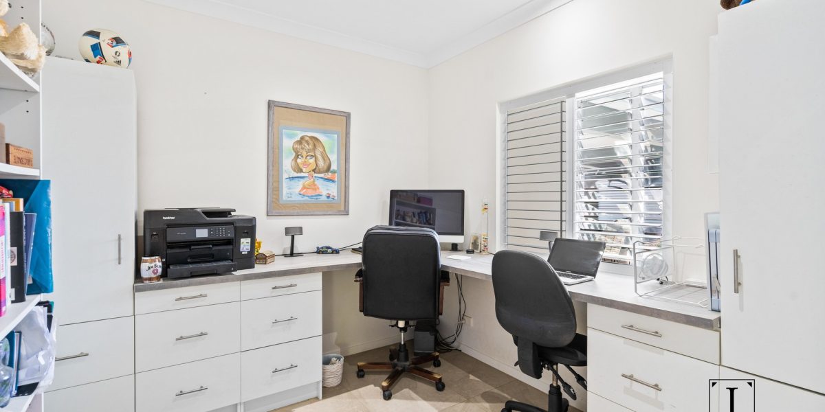 28 Lagoon Drive, Trinity Beach, QLD 4879 AUS