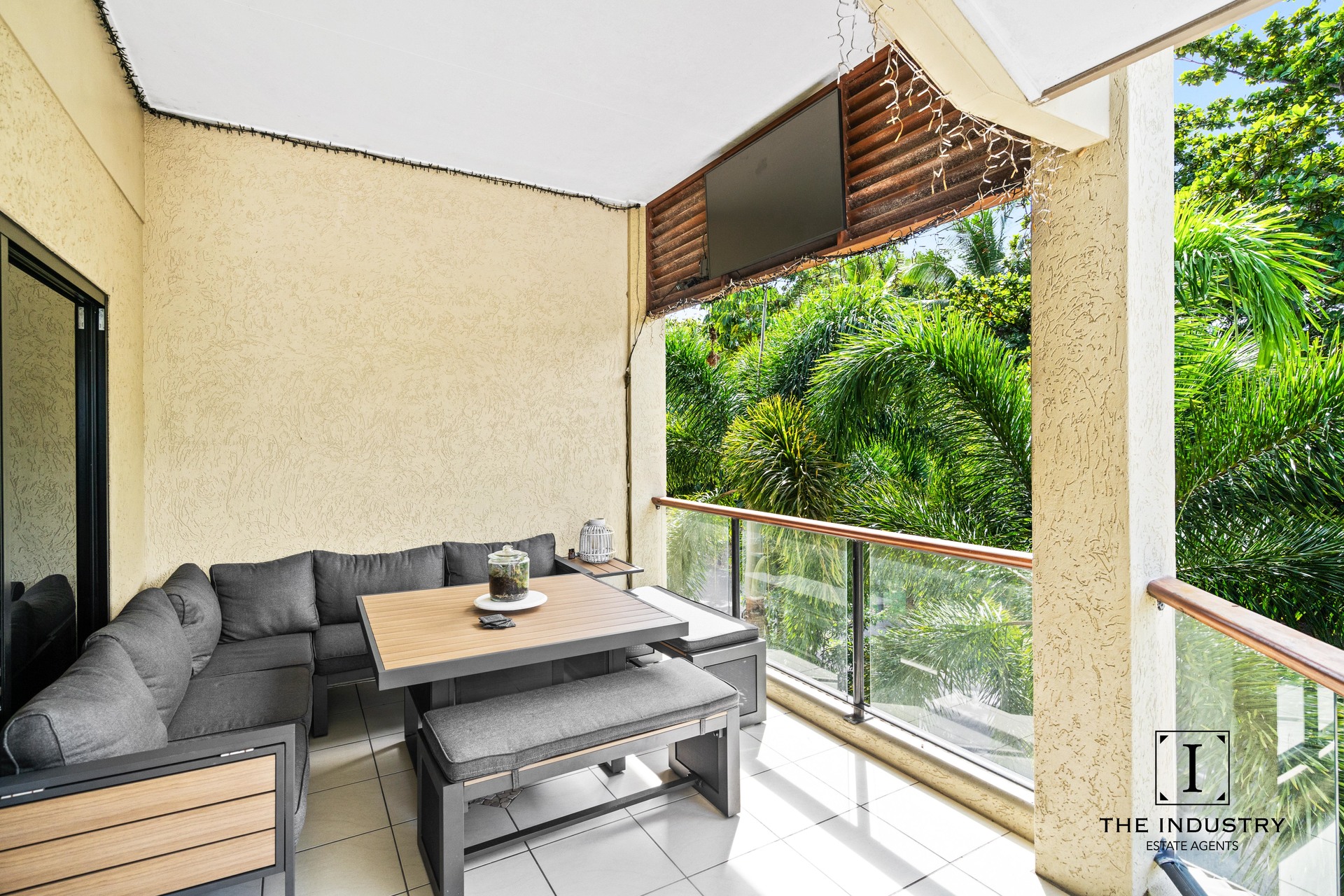 5/69 Sims Esplanade, Yorkeys Knob, QLD 4878 AUS