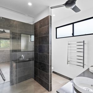 4 Morobe Close, Trinity Beach, QLD 4879 AUS