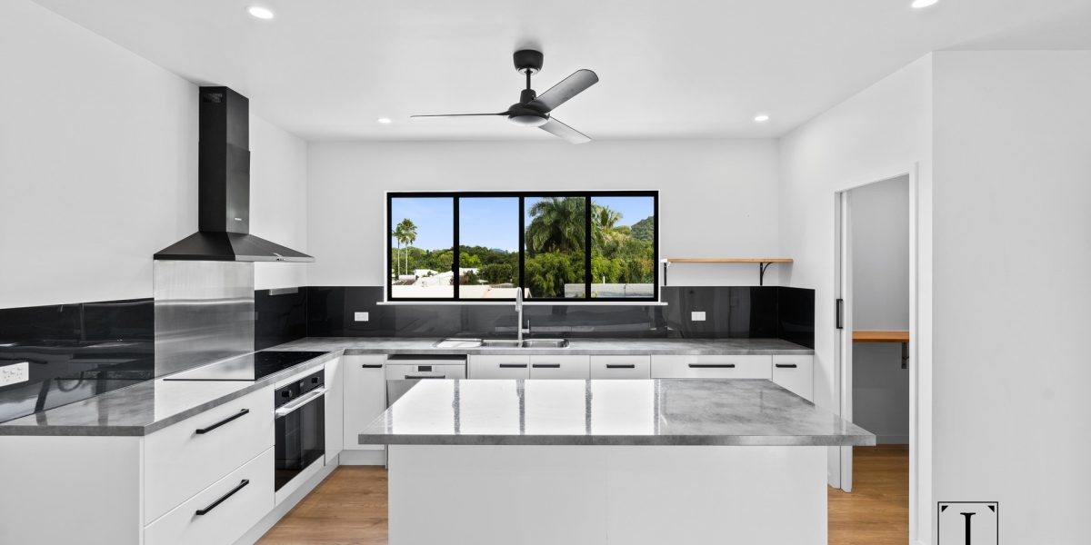4 Morobe Close, Trinity Beach, QLD 4879 AUS