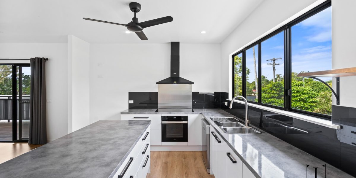 4 Morobe Close, Trinity Beach, QLD 4879 AUS