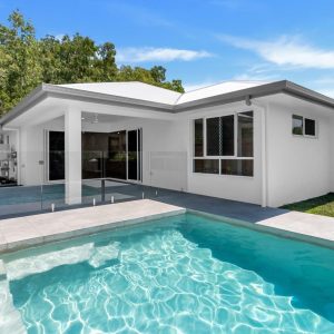 6 Baddely Close, Kewarra Beach, QLD 4879 AUS
