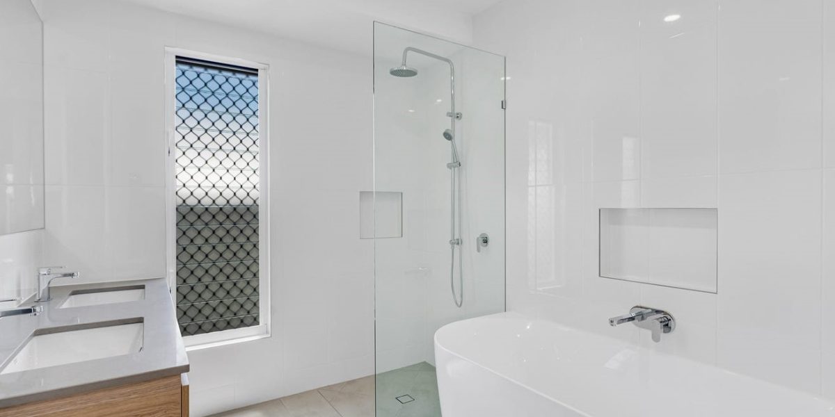 6 Baddely Close, Kewarra Beach, QLD 4879 AUS