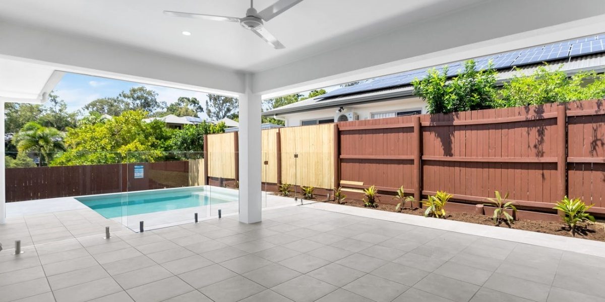 6 Baddely Close, Kewarra Beach, QLD 4879 AUS