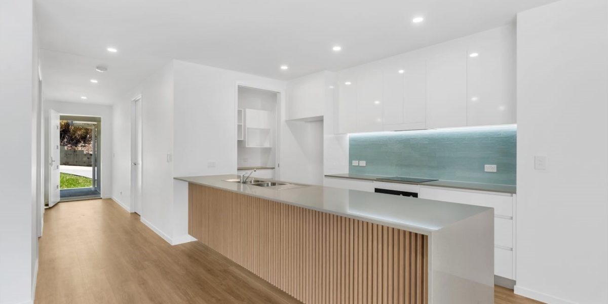 6 Baddely Close, Kewarra Beach, QLD 4879 AUS