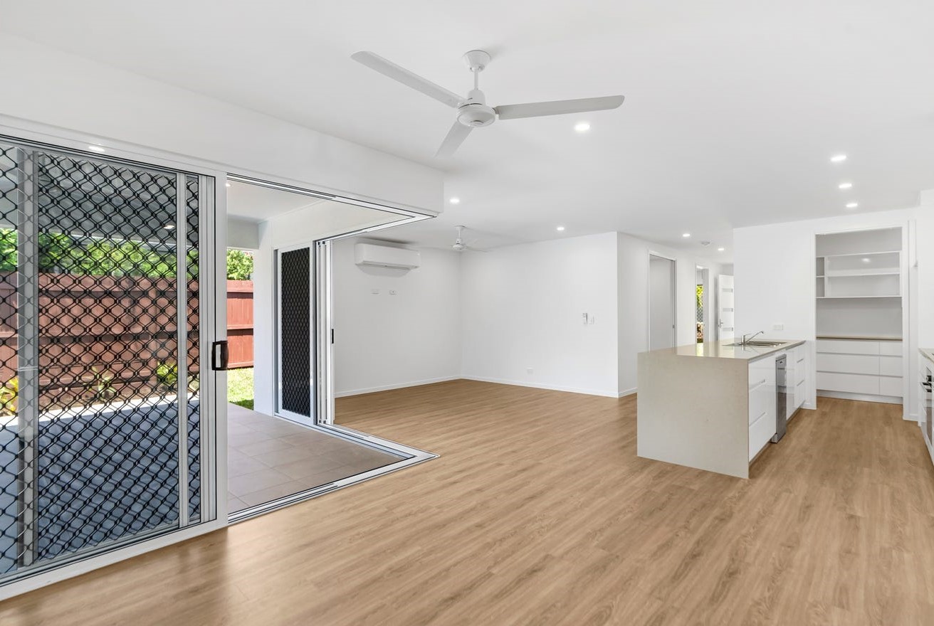 6 Baddely Close, Kewarra Beach, QLD 4879 AUS