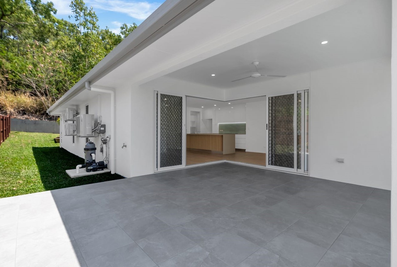 6 Baddely Close, Kewarra Beach, QLD 4879 AUS