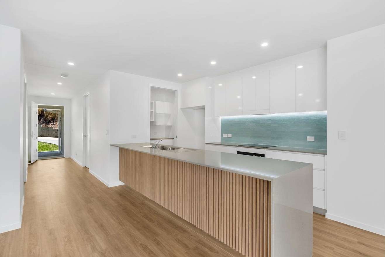 6 Baddely Close, Kewarra Beach, QLD 4879 AUS
