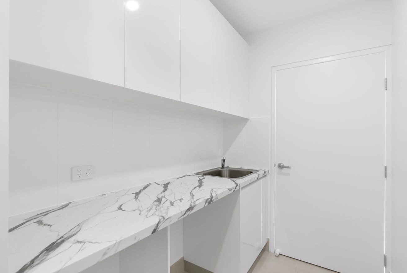 6 Baddely Close, Kewarra Beach, QLD 4879 AUS