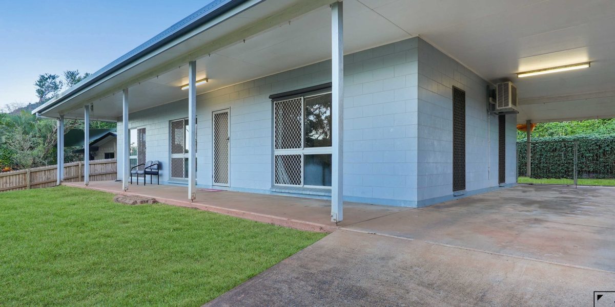 17 McFarlane Drive, Kanimbla, QLD 4870 AUS