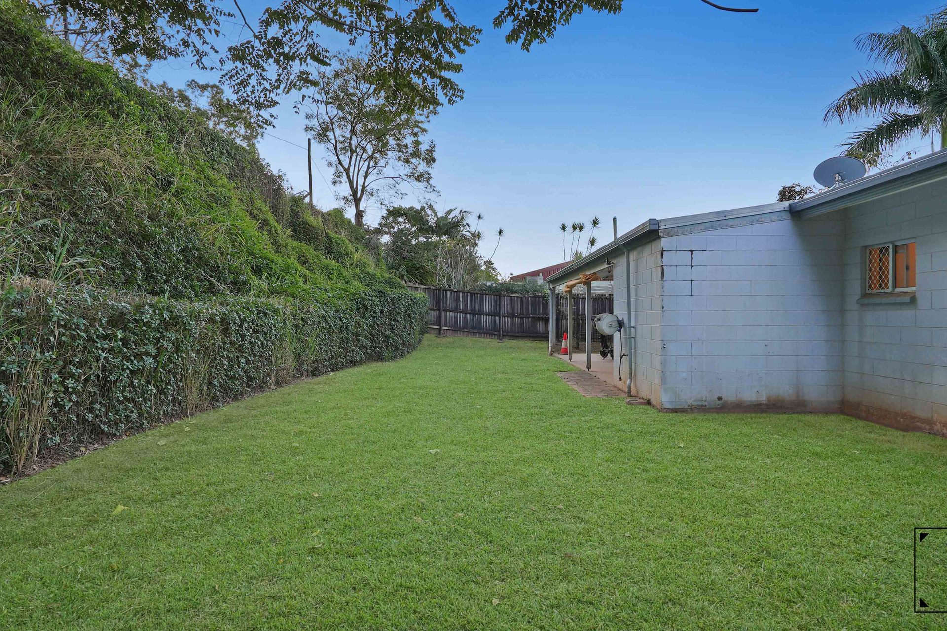 17 McFarlane Drive, Kanimbla, QLD 4870 AUS