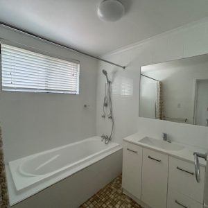 14 Undine Street, Clifton Beach, QLD 4879 AUS