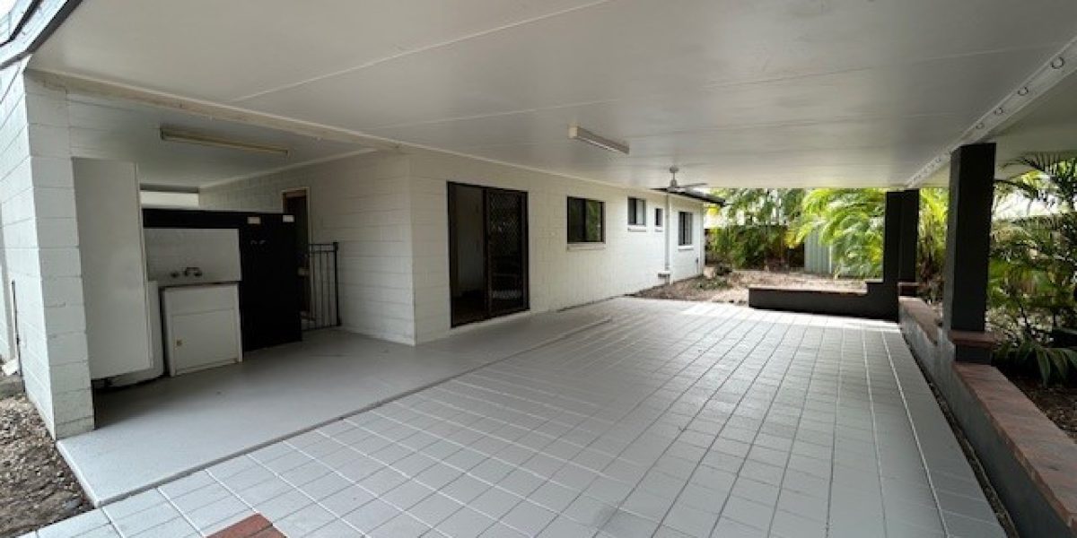 14 Undine Street, Clifton Beach, QLD 4879 AUS