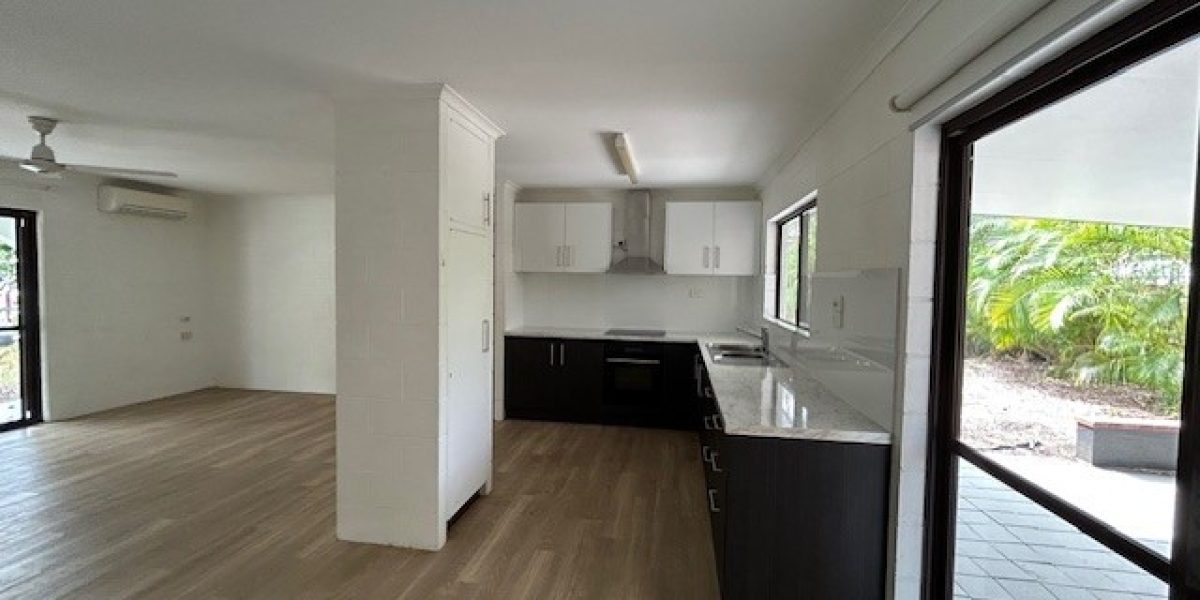 14 Undine Street, Clifton Beach, QLD 4879 AUS