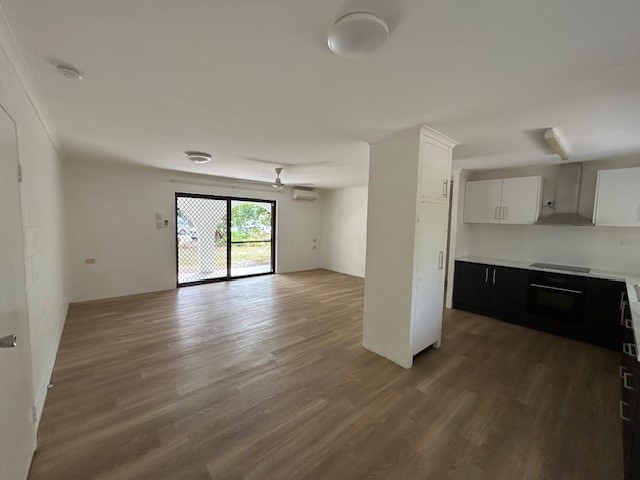 14 Undine Street, Clifton Beach, QLD 4879 AUS