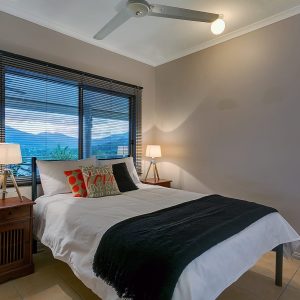 10 Mist Green Close, Brinsmead, QLD 4870 AUS