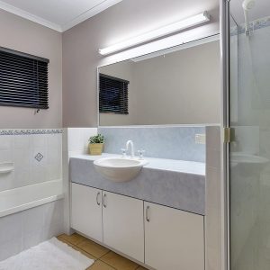 10 Mist Green Close, Brinsmead, QLD 4870 AUS