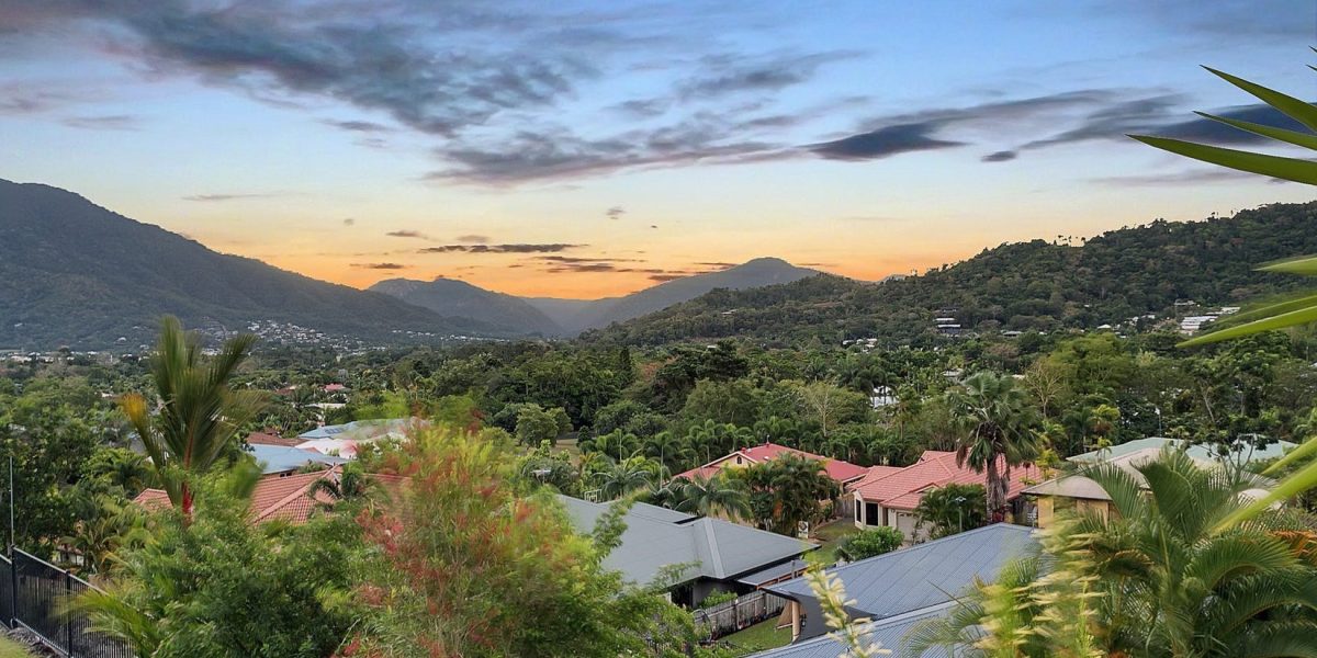 10 Mist Green Close, Brinsmead, QLD 4870 AUS