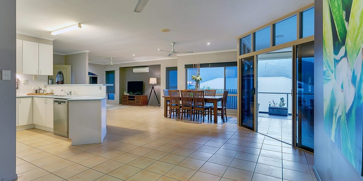 10 Mist Green Close, Brinsmead, QLD 4870 AUS