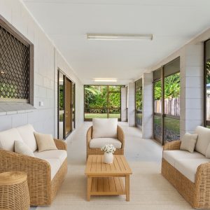 27 Sandwich Street, Kamerunga, QLD 4870 AUS