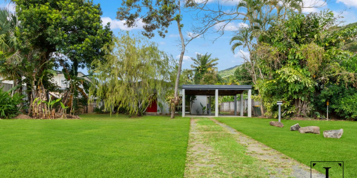 27 Sandwich Street, Kamerunga, QLD 4870 AUS