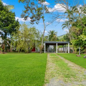 27 Sandwich Street, Kamerunga, QLD 4870 AUS