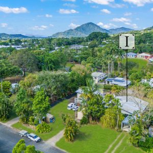 27 Sandwich Street, Kamerunga, QLD 4870 AUS
