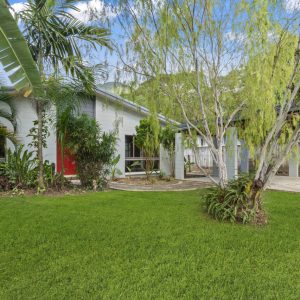 27 Sandwich Street, Kamerunga, QLD 4870 AUS