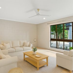 27 Sandwich Street, Kamerunga, QLD 4870 AUS