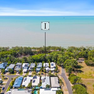 3 Beachfront Avenue, Trinity Beach, QLD 4879 AUS