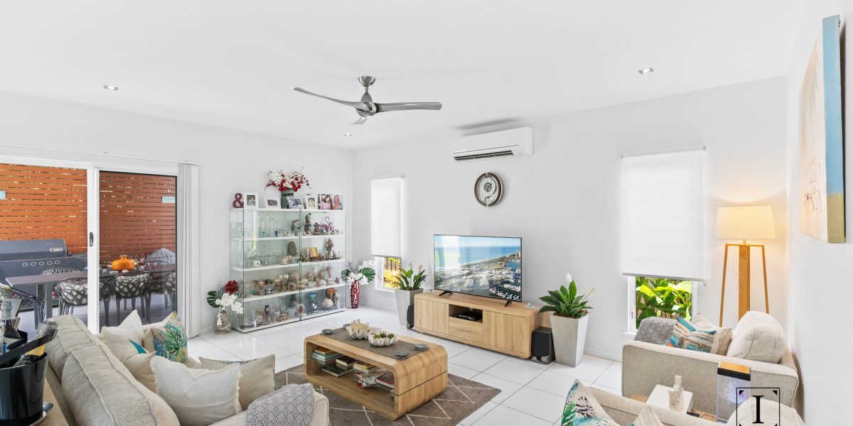 30 Lagoon Drive, Trinity Beach, QLD 4879 AUS