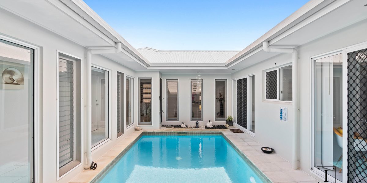 30 Lagoon Drive, Trinity Beach, QLD 4879 AUS